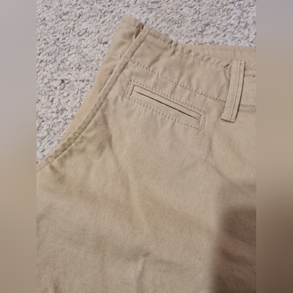 Old Navy Men Khaki Pants - Picture 5 of 9